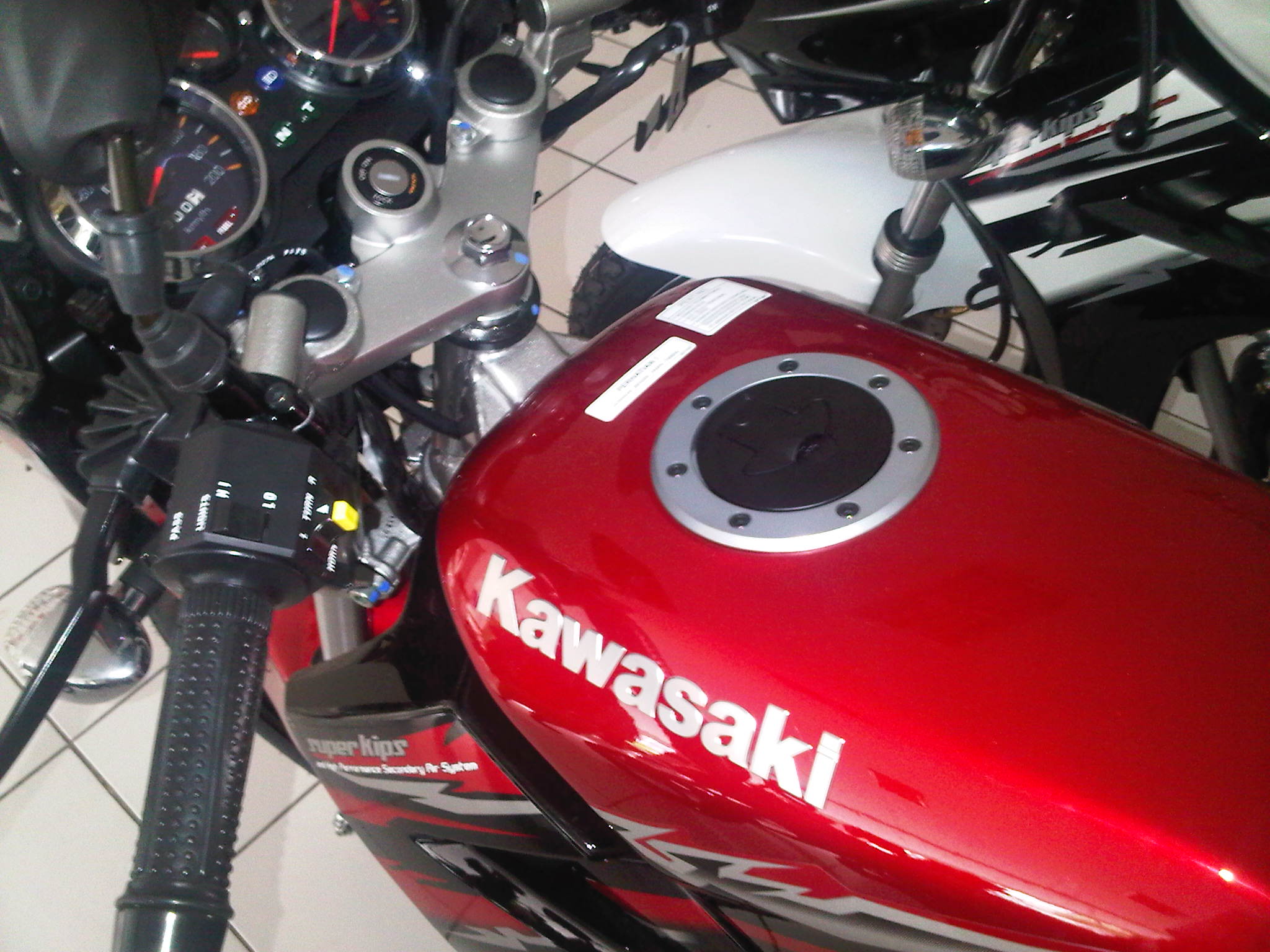 Foto Kawasaki Ninja 150 L Merah Red Ivancad